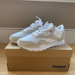 NWT Reebok Classic Sneakers